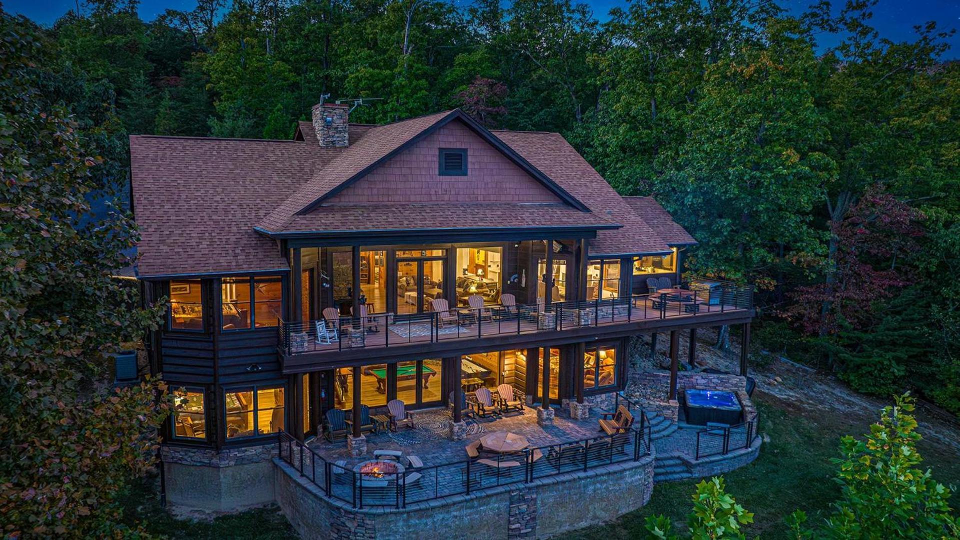 Five Bears Mountain View Lodge Сивиървил Екстериор снимка