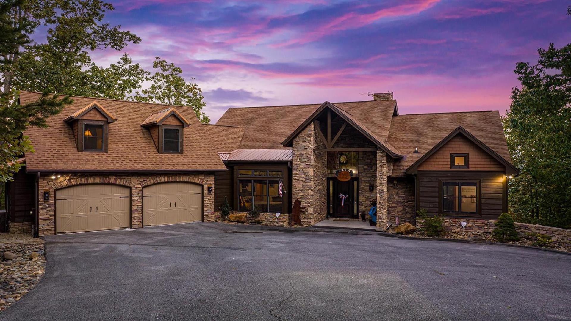 Five Bears Mountain View Lodge Сивиървил Екстериор снимка