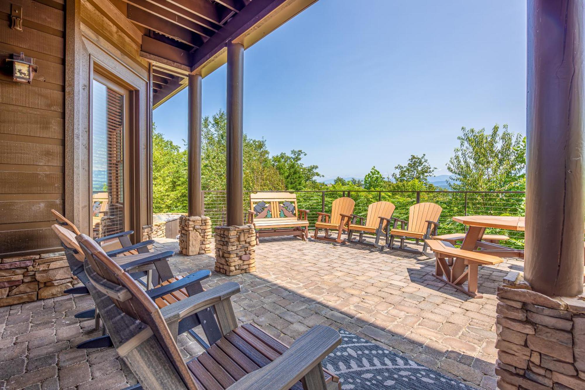 Five Bears Mountain View Lodge Сивиървил Екстериор снимка