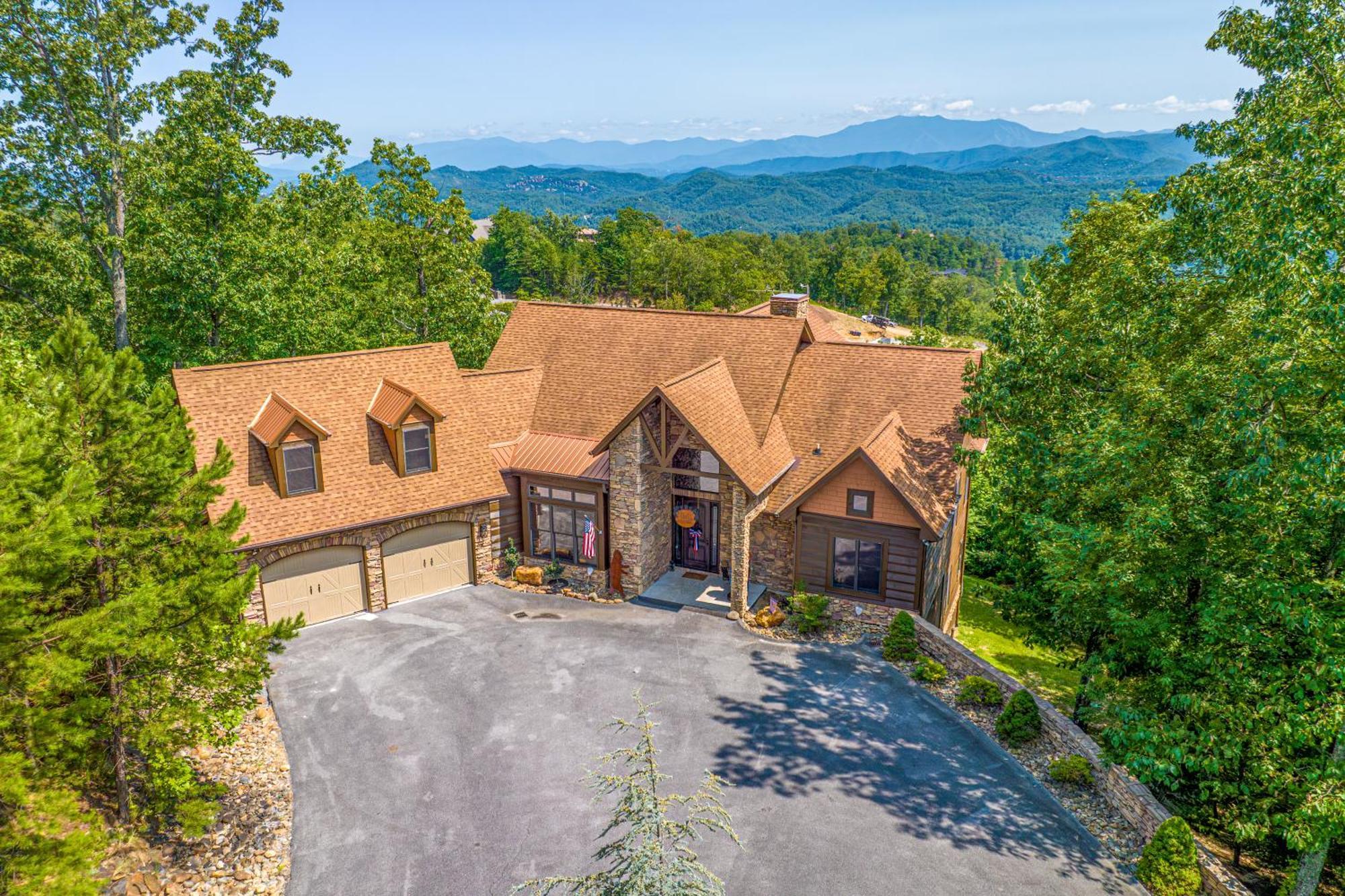 Five Bears Mountain View Lodge Сивиървил Екстериор снимка