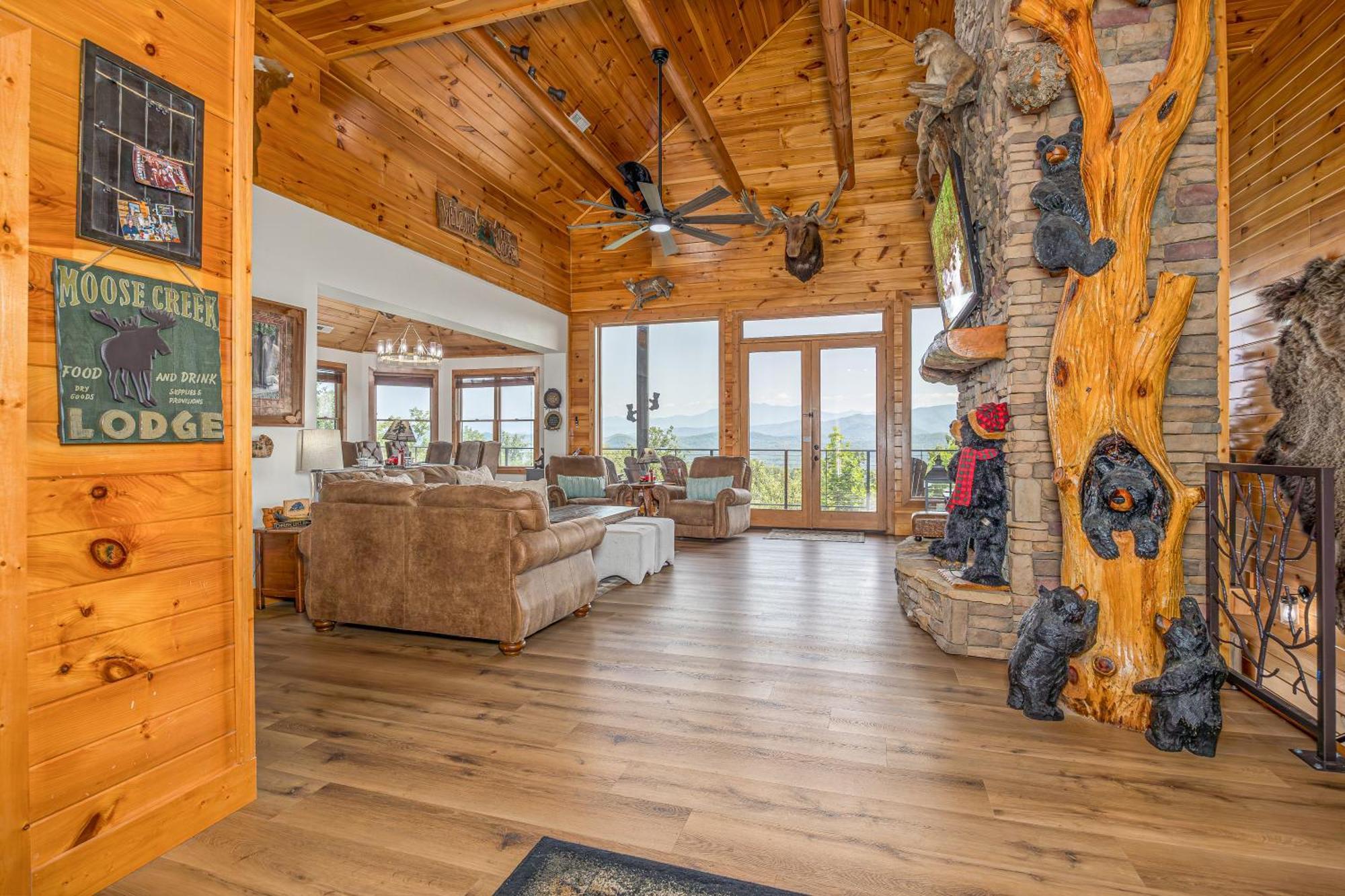 Five Bears Mountain View Lodge Сивиървил Екстериор снимка